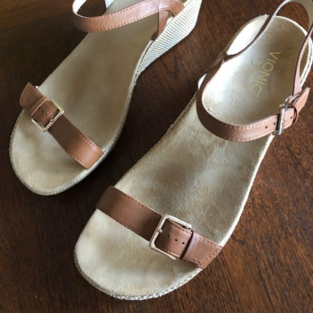 Sandal